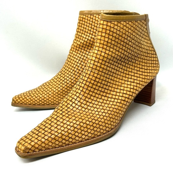 Stuart Weitzman Shoes - Stuart Weitzman Woven Braided Ankle Boots Booties 11 / 41 Snip Toe Zip Up